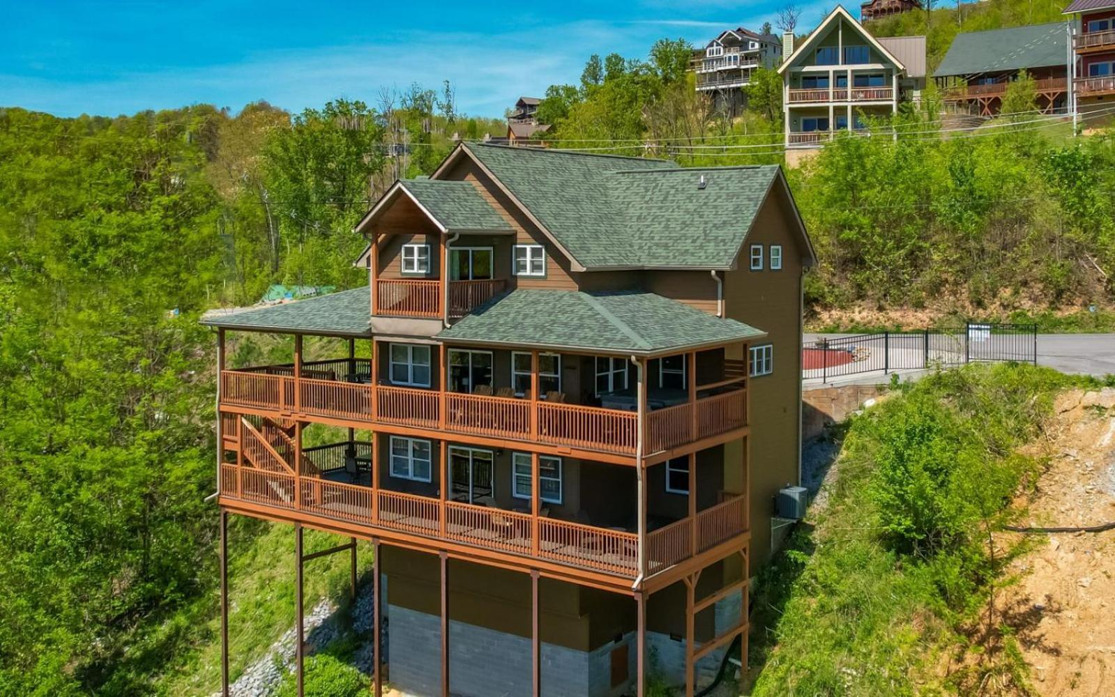 Beartastic Mountain View Lodge Gatlinburg Exterior photo