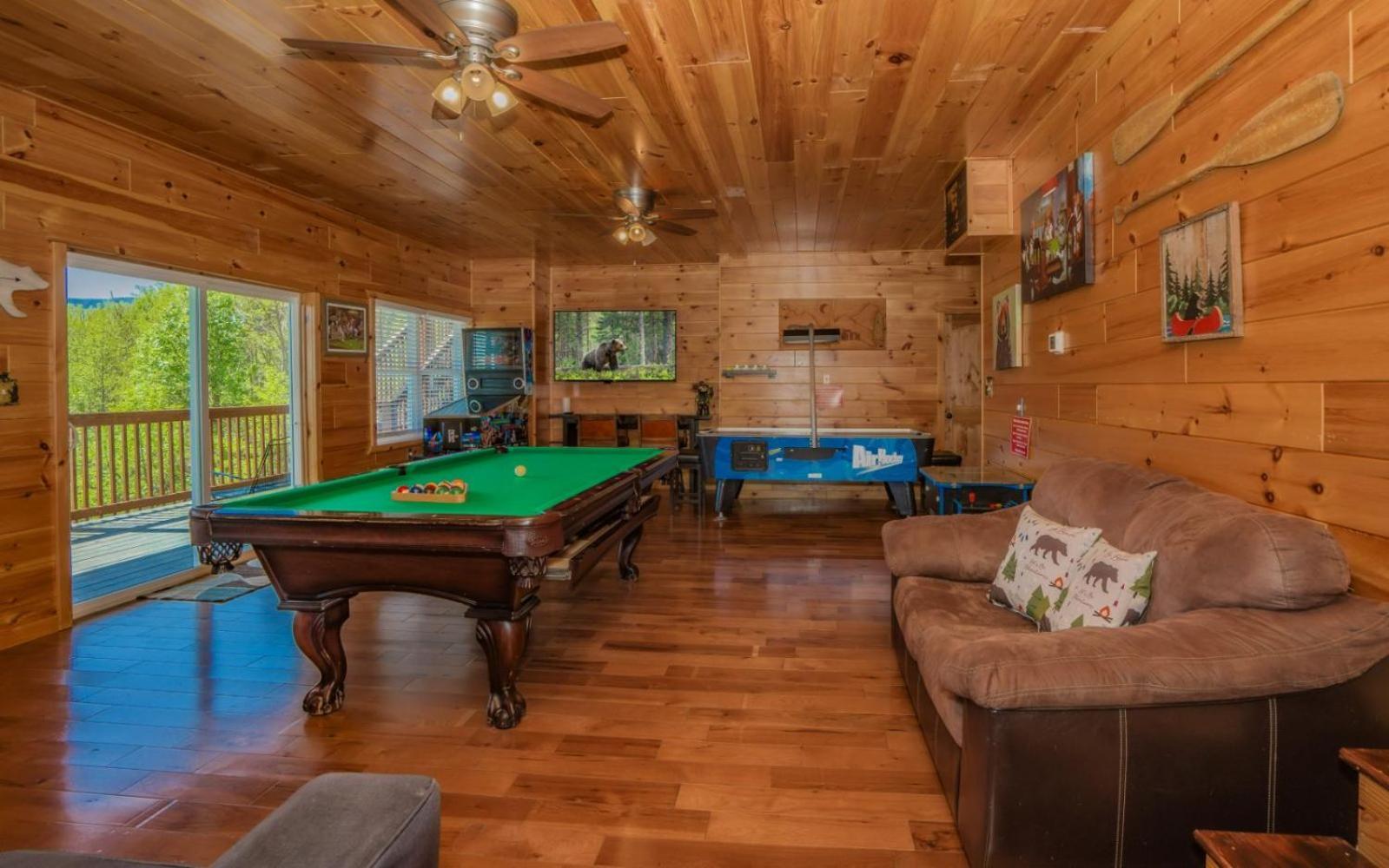 Beartastic Mountain View Lodge Gatlinburg Exterior photo